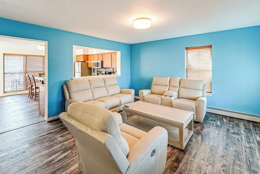 1 Mi to Atlantic City Beach! Family Gem w/ 2 Decks