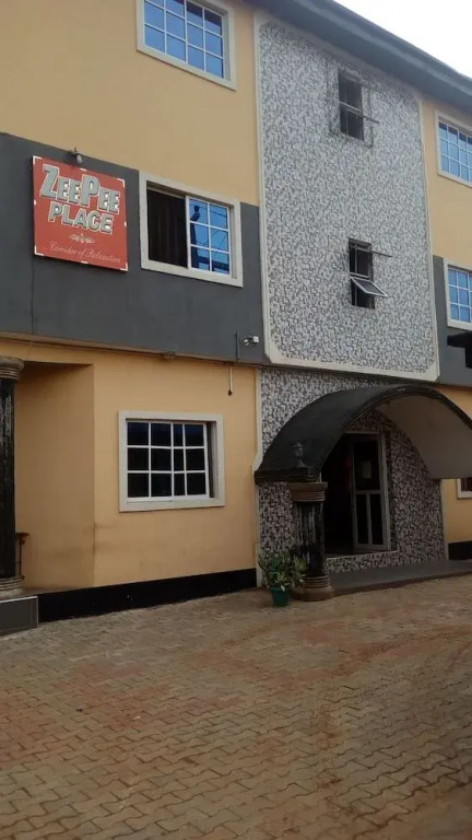 Zeepee Place Hotel