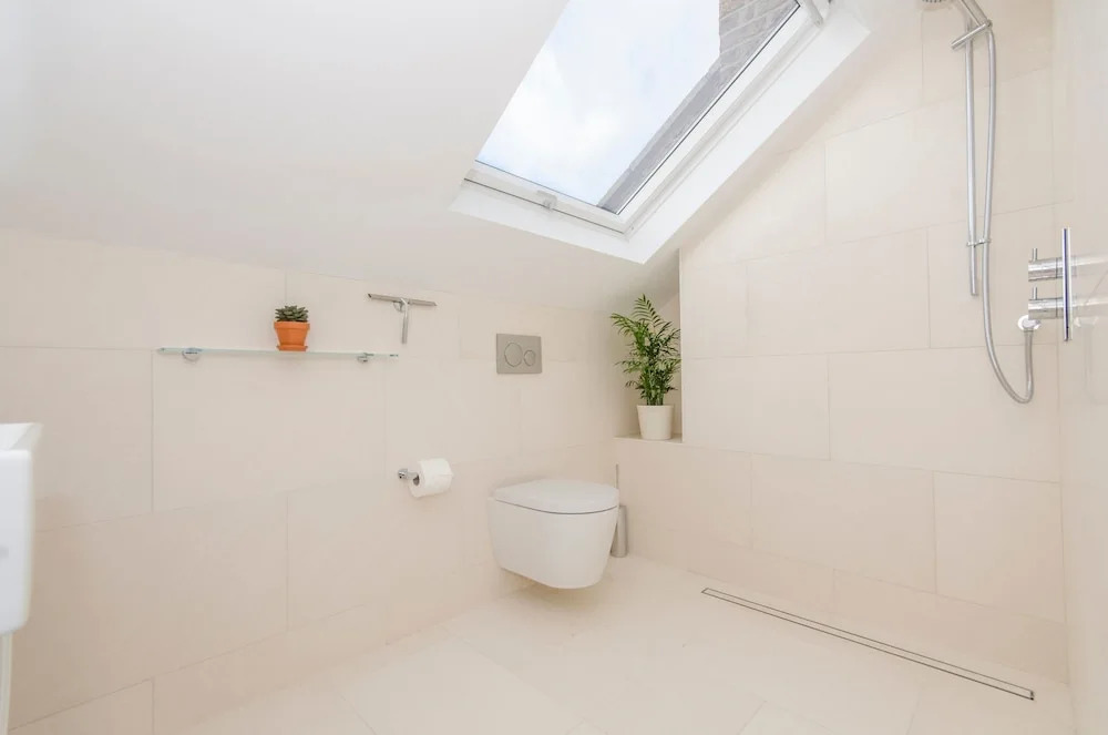 2 Bedroom Flat Near Hampstead Heath