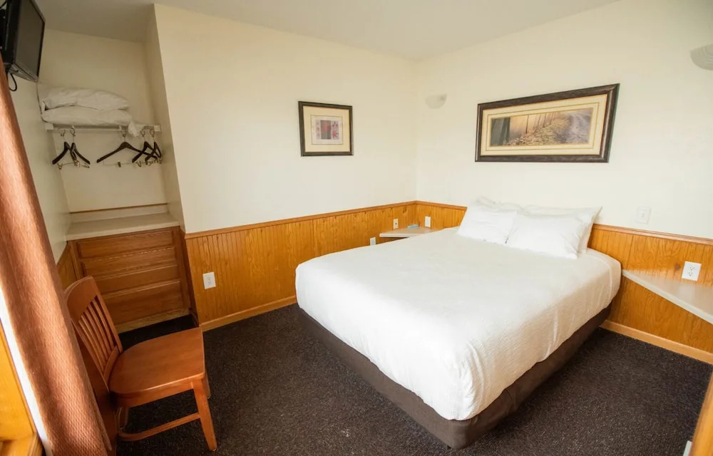 Grand Hinckley RV Resort