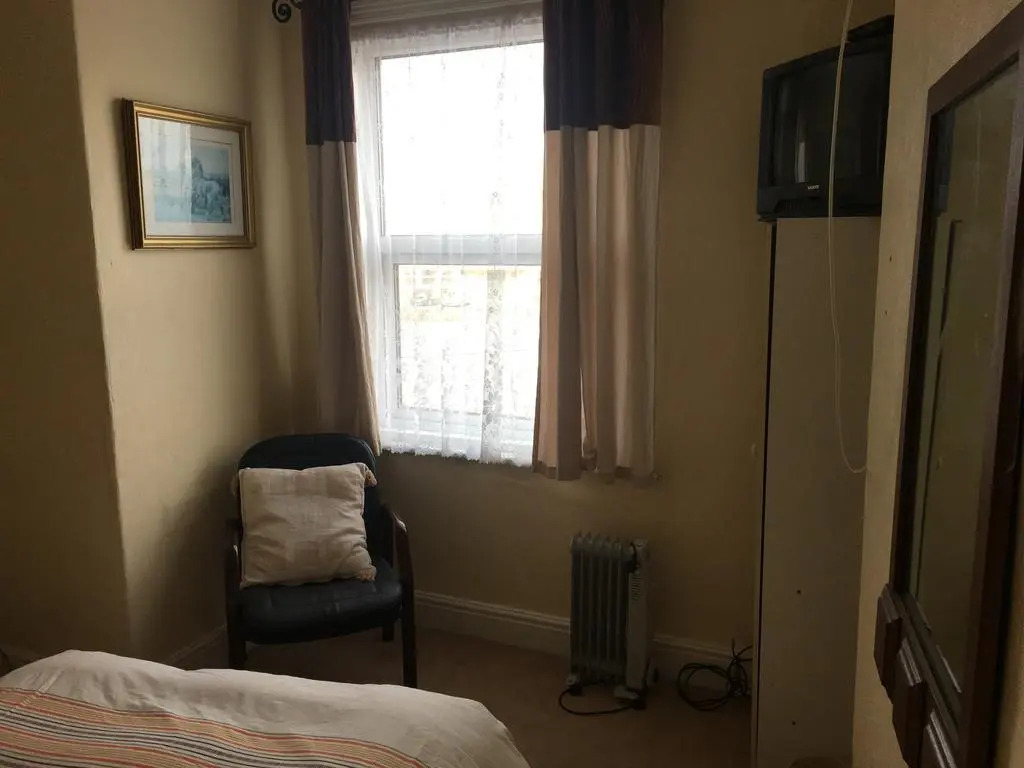 Crossways Hotel