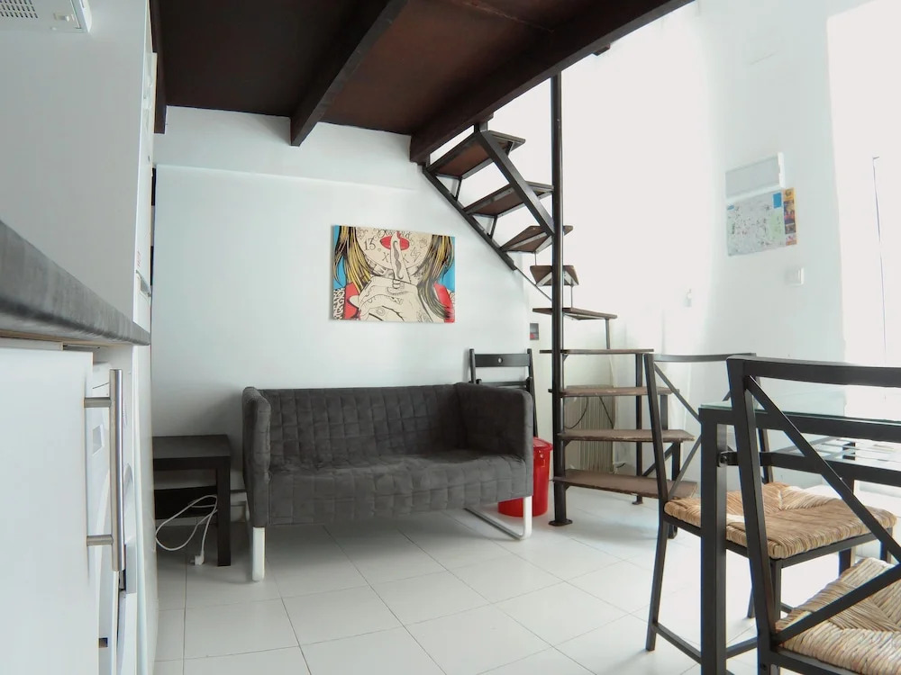 Estudio cercano a Plaza Castilla CBA7