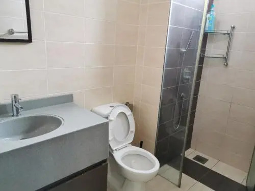 Shaftsbury Residence Cyberjaya with free parking & Netflix