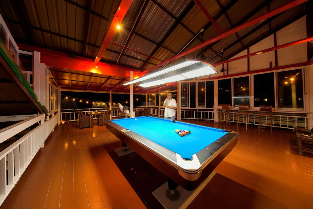 Crystal Bay Yacht Club Beach Resort