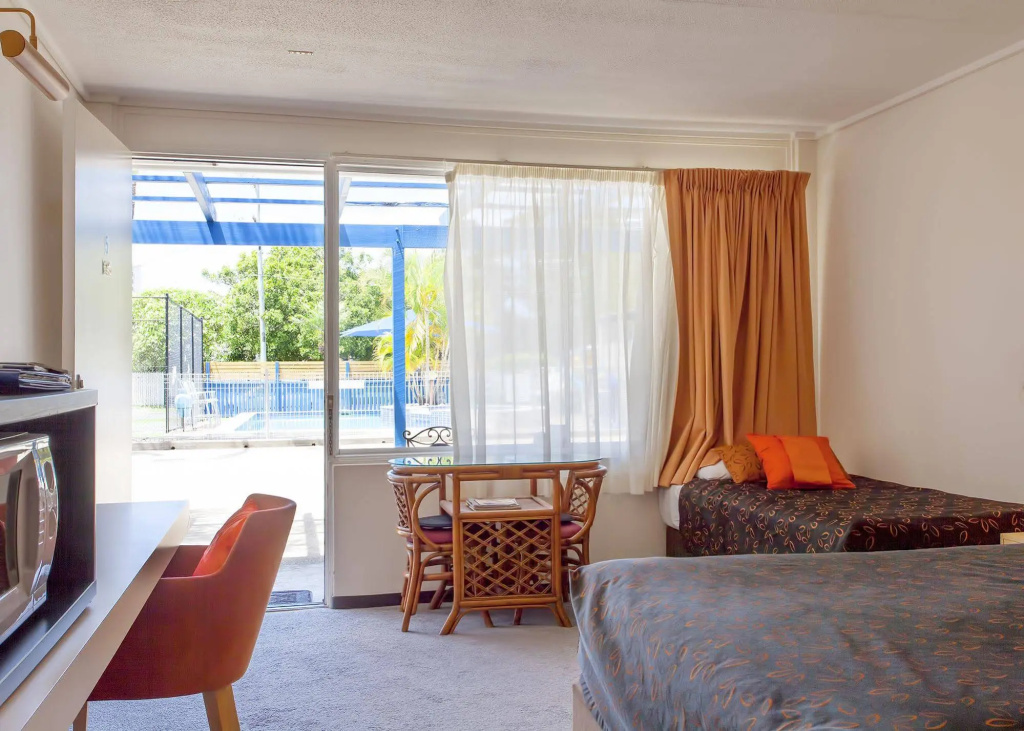 Raceways Motel