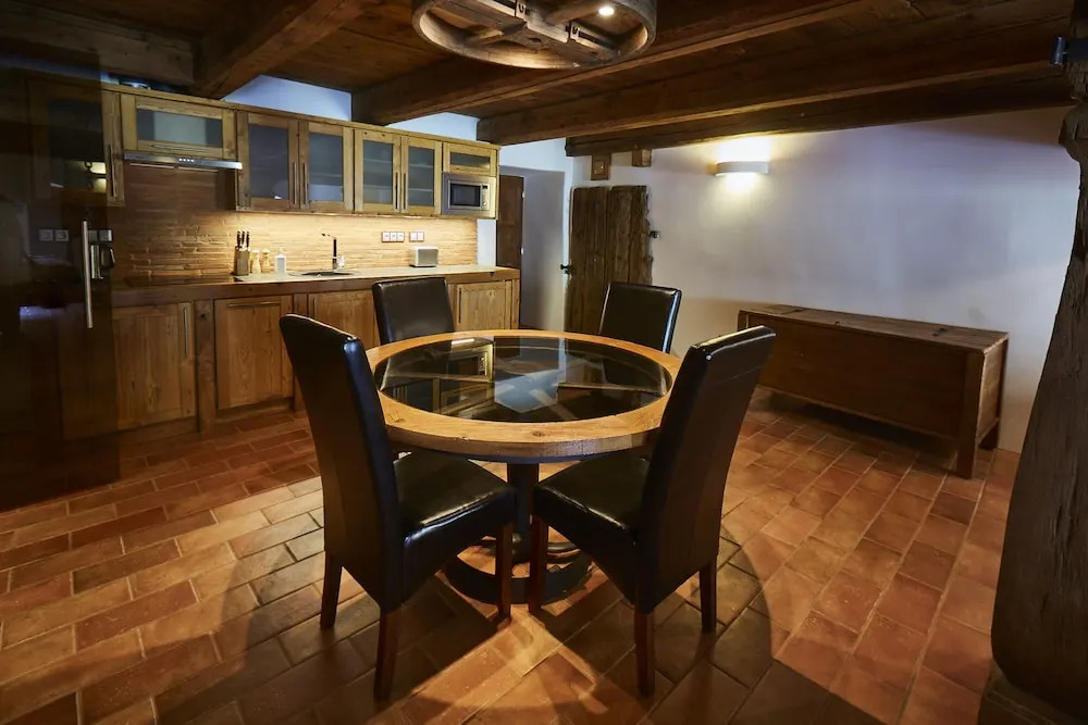 Mill Apartments