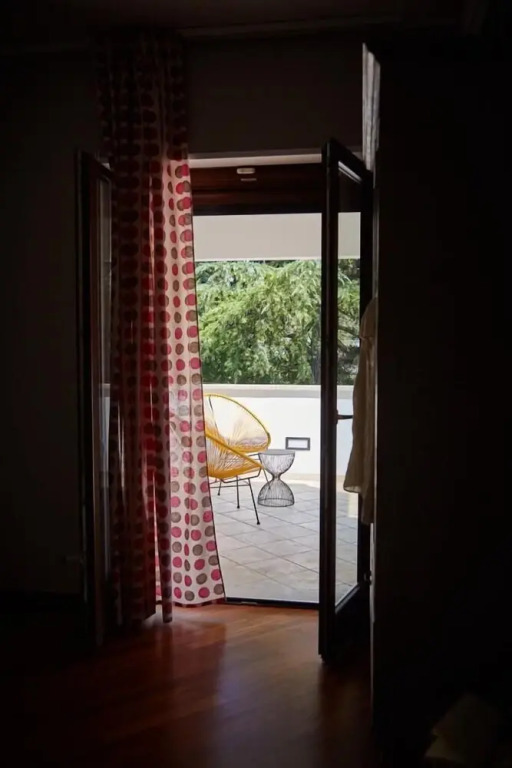 B B D Aprile Camera Glicine