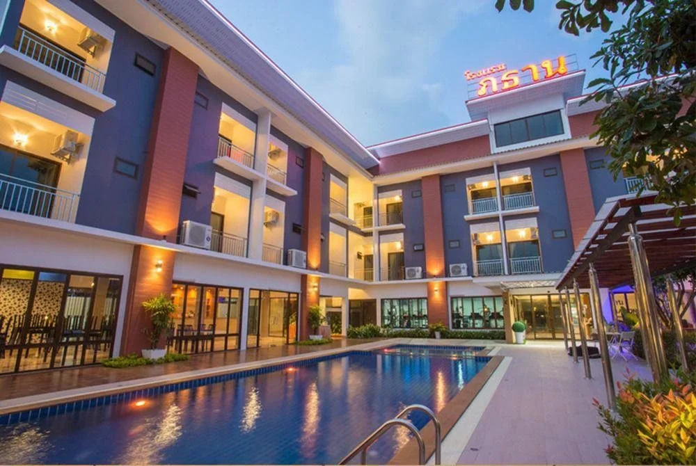 Phuthan Hotel