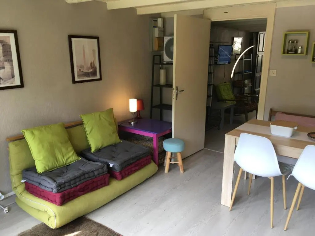 Nyons Centre Appart#1: charme, jardin, plage