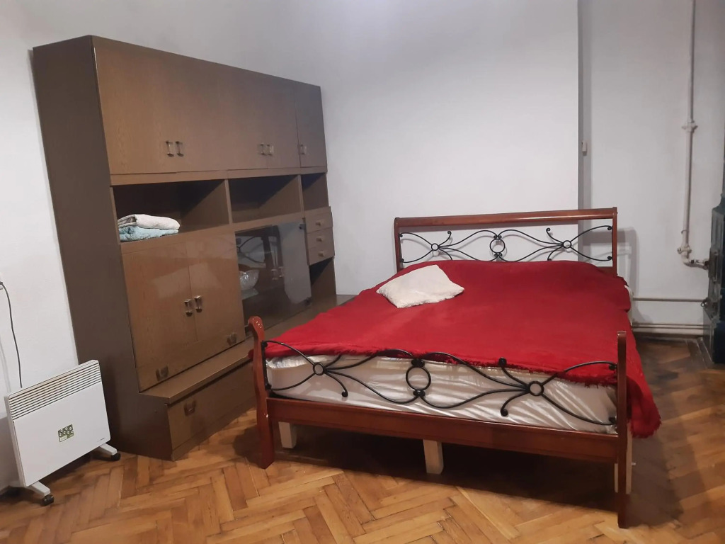 Kvartira na B Khmelnytskoho