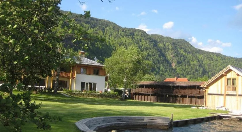 Seevilla Ossiacher See