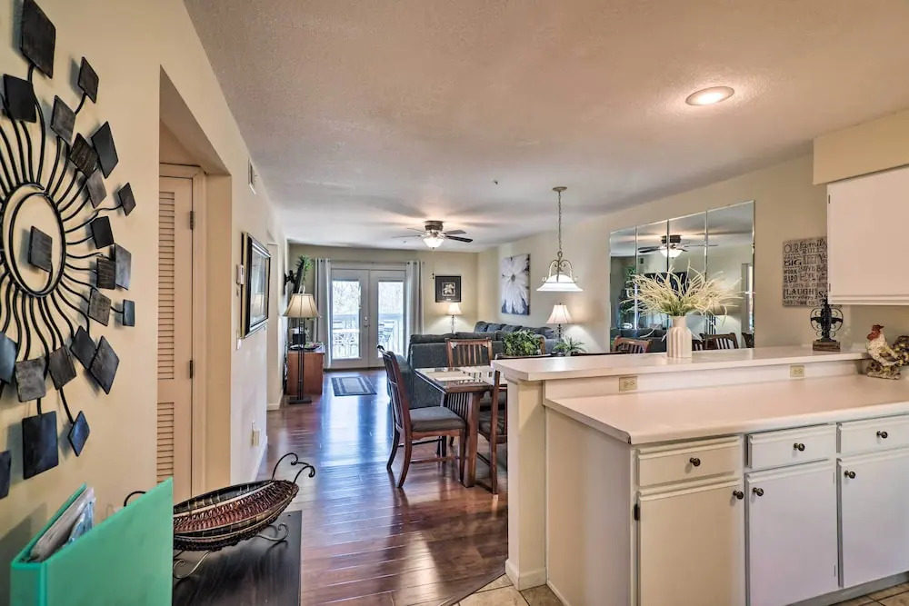 Inviting Branson Condo w/ Resort Amenities!