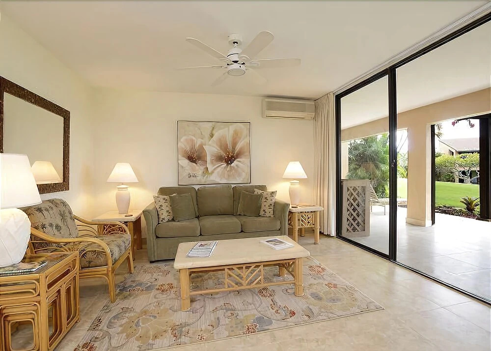 Wailea Ekahi 34B - One Bedroom Condo with Ocean View