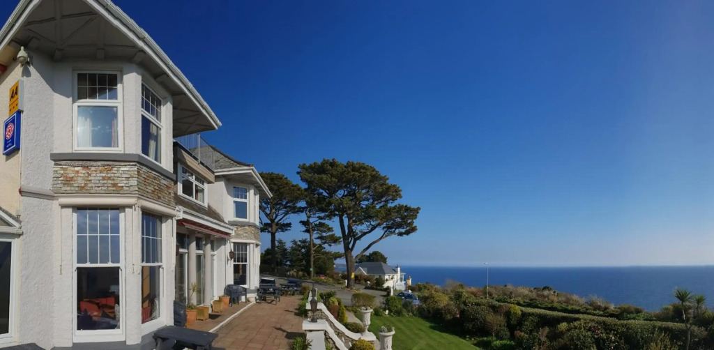 Porth Avallen Hotel