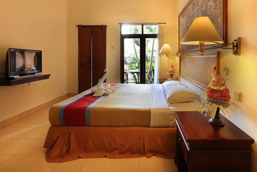 Laghawa Beach Hotel
