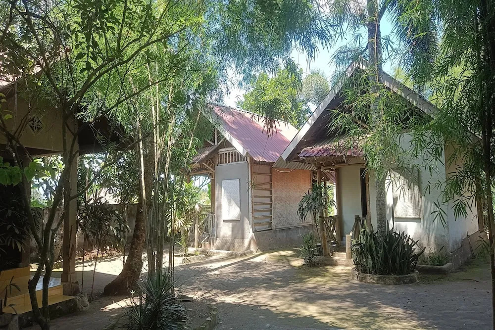 OYO 93766 Bunga Homestay Near Taman Lembah