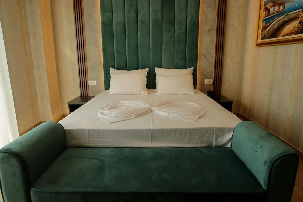 Hotel Rozafa BLU