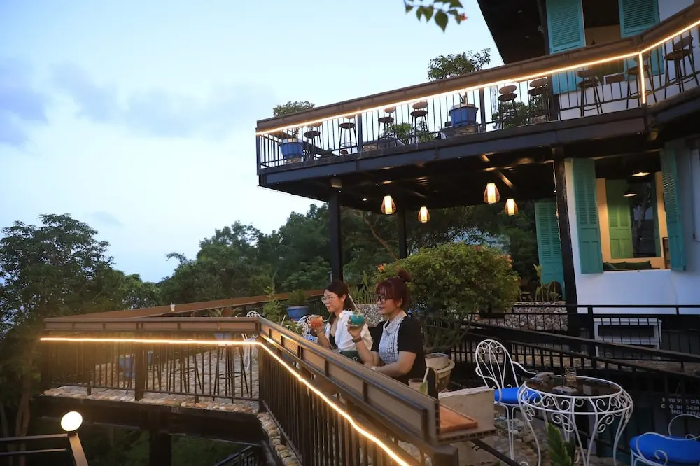 THE NAM DU HILL resort