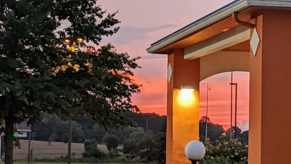 Quality Inn & Suites Decatur Priceville I-65