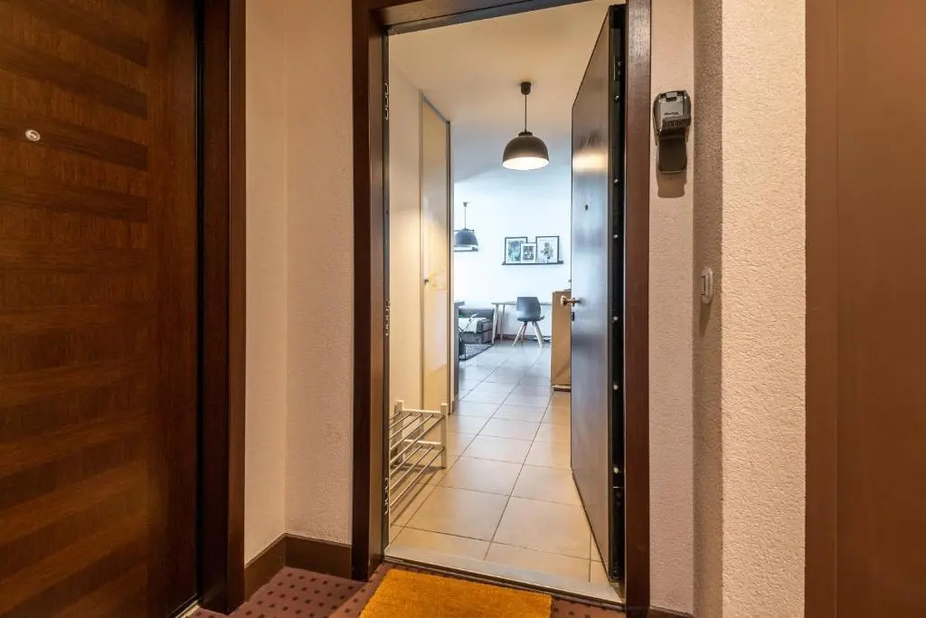 Apartment for 2 600 meters from the lake