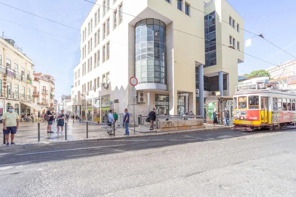 Historical Centre Terrace Aircon by LD Apartments