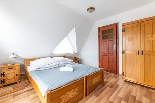 9 Sił Murowany Dom