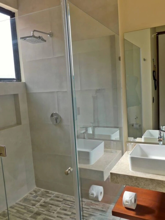 Roomy Apt With Private Terrace - Amazing Amenities