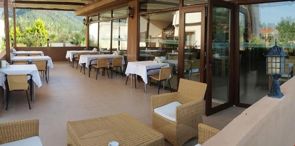Demirci Hotel