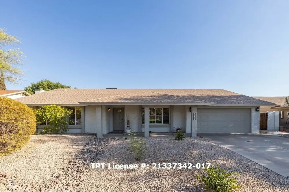 Scottsdale Waltann 3 Bedroom Home by RedAwning