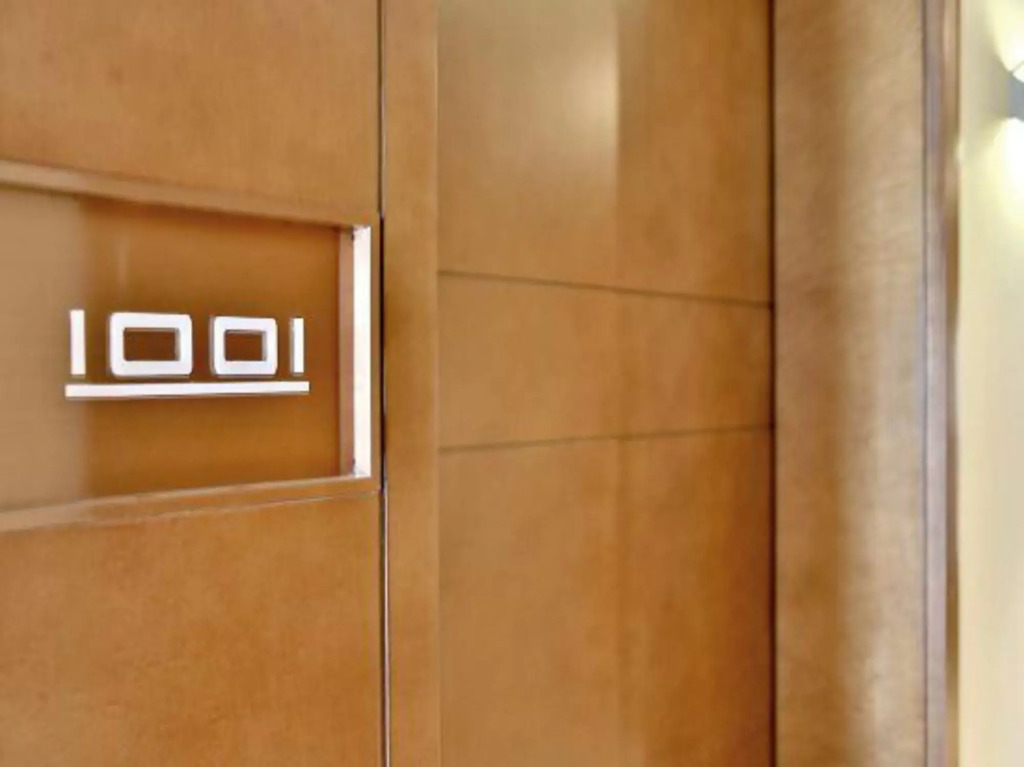 the Zan Hotel (Jinhua Jiangnan Yintai Administrative Service Center)
