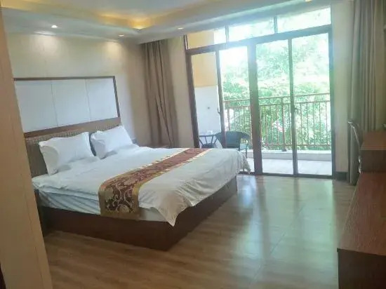 QionghaiZhongrui Inn