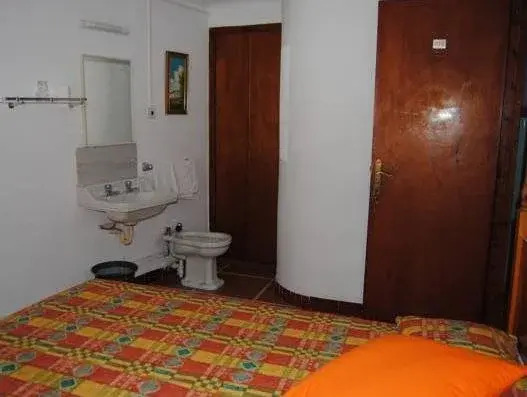 Hostal Colonia