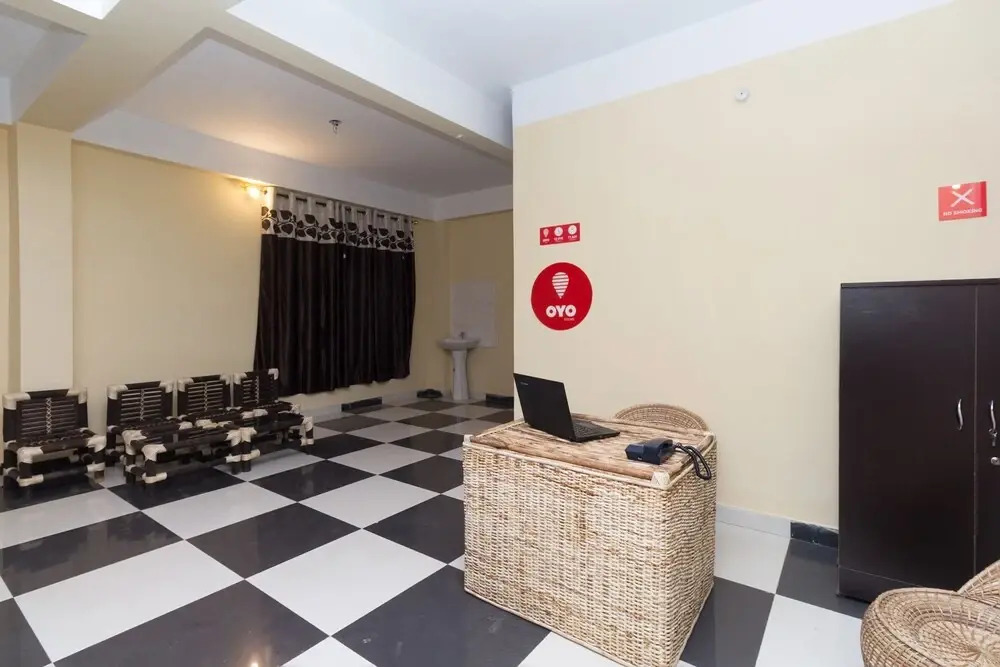 OYO 11062 Victoria Guest House