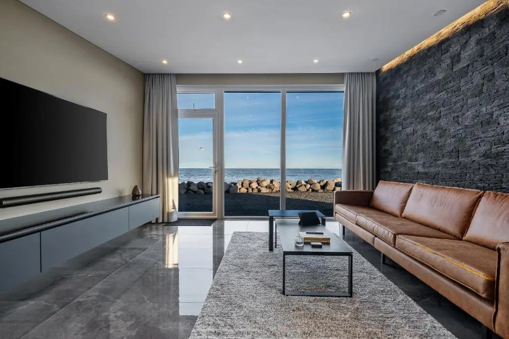 Bay View Apartments