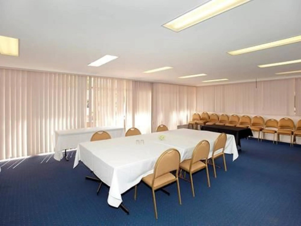 Swan Hill Resort