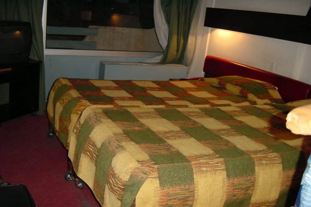 HOTEL CHELIA