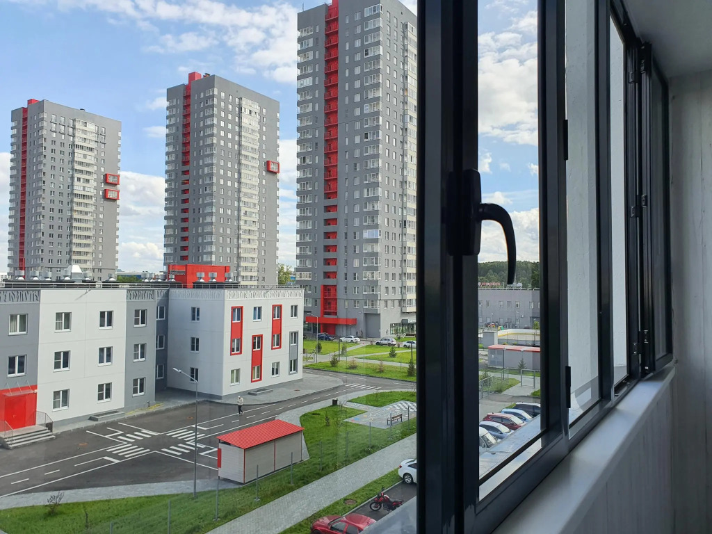 InnHome Apartments (ИннХоум) на набережной  Героя России С.А. Кислова 23