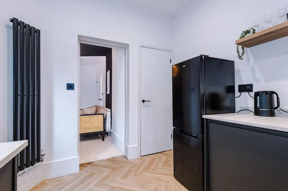 Modern & Chic Four Bedroom Home