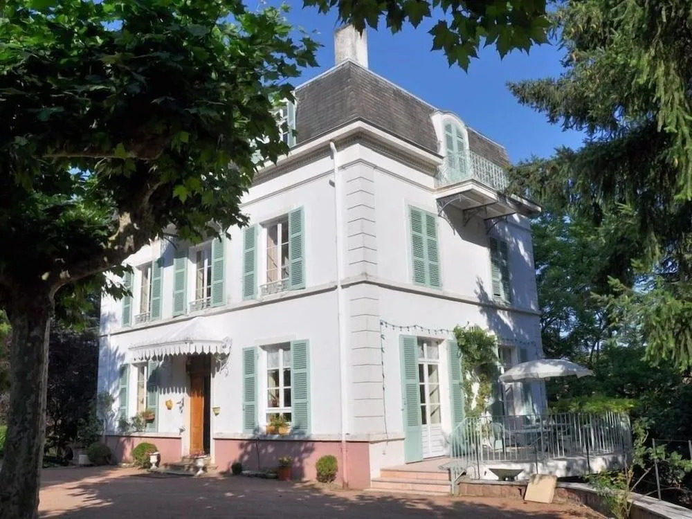 Les Jardins de lHacienda