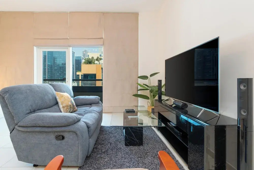Spacious Studio in Bay Square by Bespoke