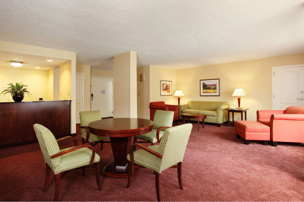 Holiday Inn Asheville - Biltmore West by IHG