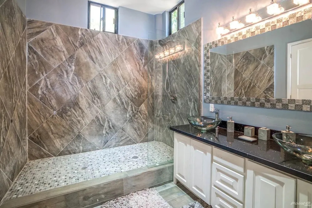 Kairos - Luxury Oceanfront Villa w 2 Pools Beach Pier