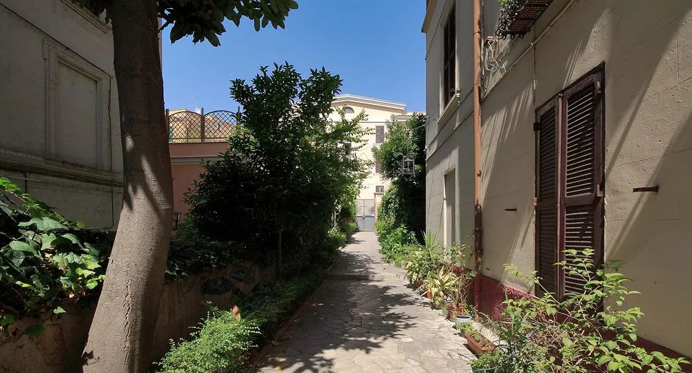 Aventino Apartments - Historical Area