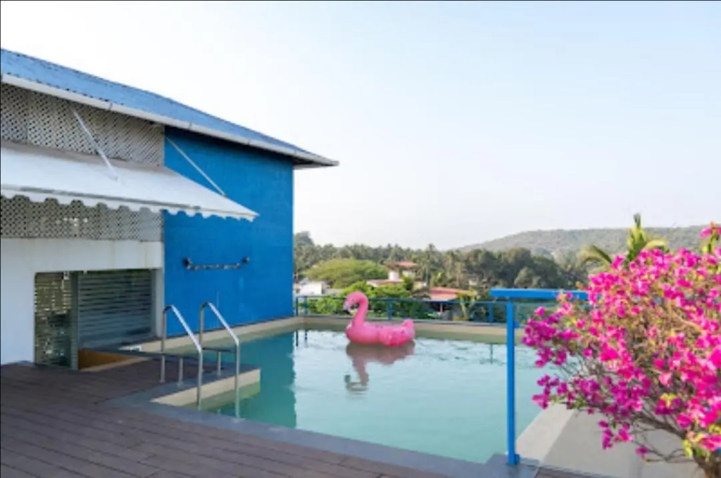 Candolim Suites