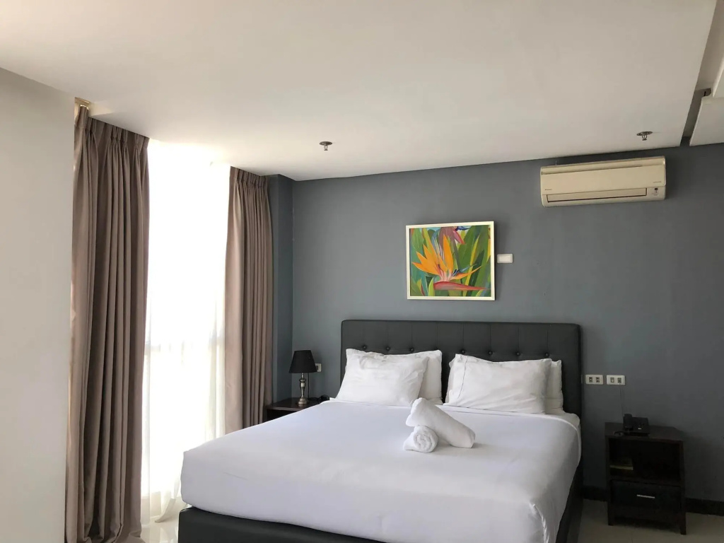 The Upperhouse Hotel Boutique Stay with City & River Views
