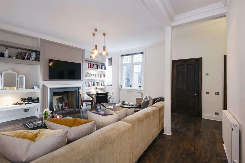 The Chelsea Harrington Apartment - KK