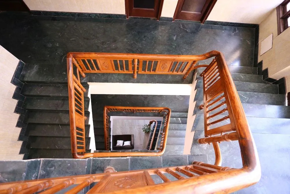Hotel Maharaja Inn
