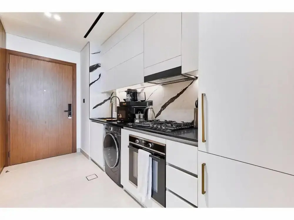bnbme - Trillionaire Residences - STUDIO