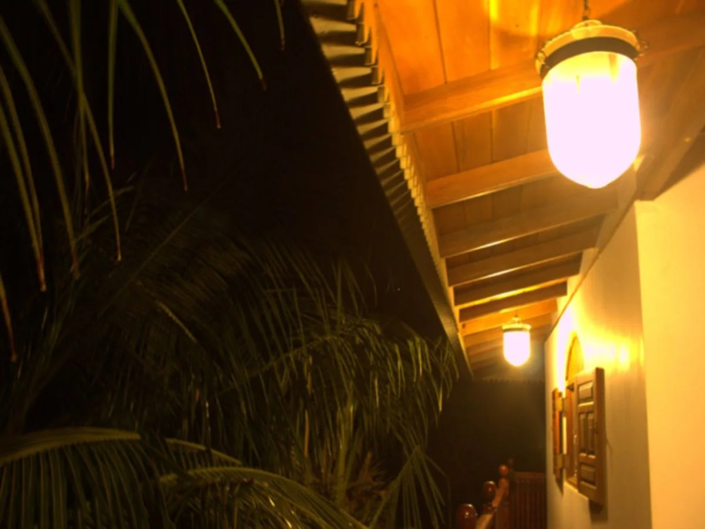 Pipels House