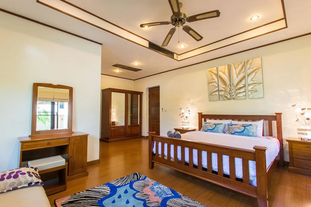 Serisa 3 Bedrooms Pool Villa 500Sqm